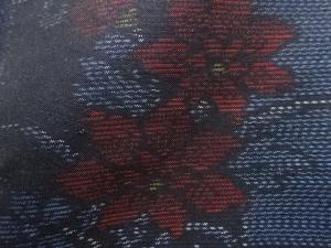 アンティーク　色紙に草花模様織り出し本場泥大島紬着物